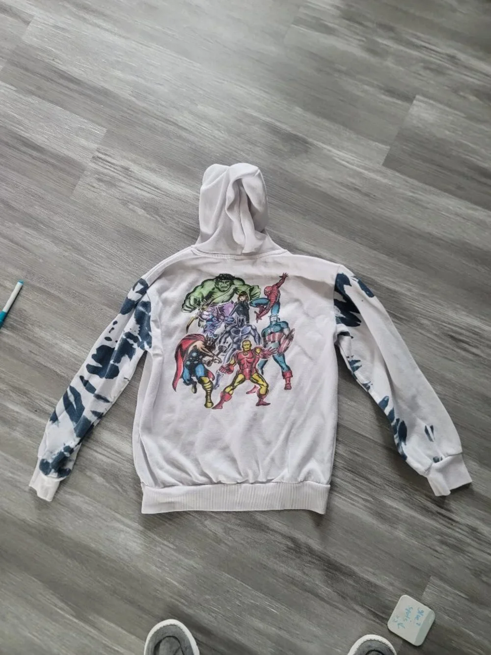 Kids Marvel character tie dye hoodie sweatshirt - has spots - size 14